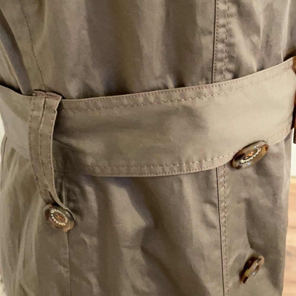 Carolina Herrera Tan Sleeveless Trench Dress - Picture 3 of 16